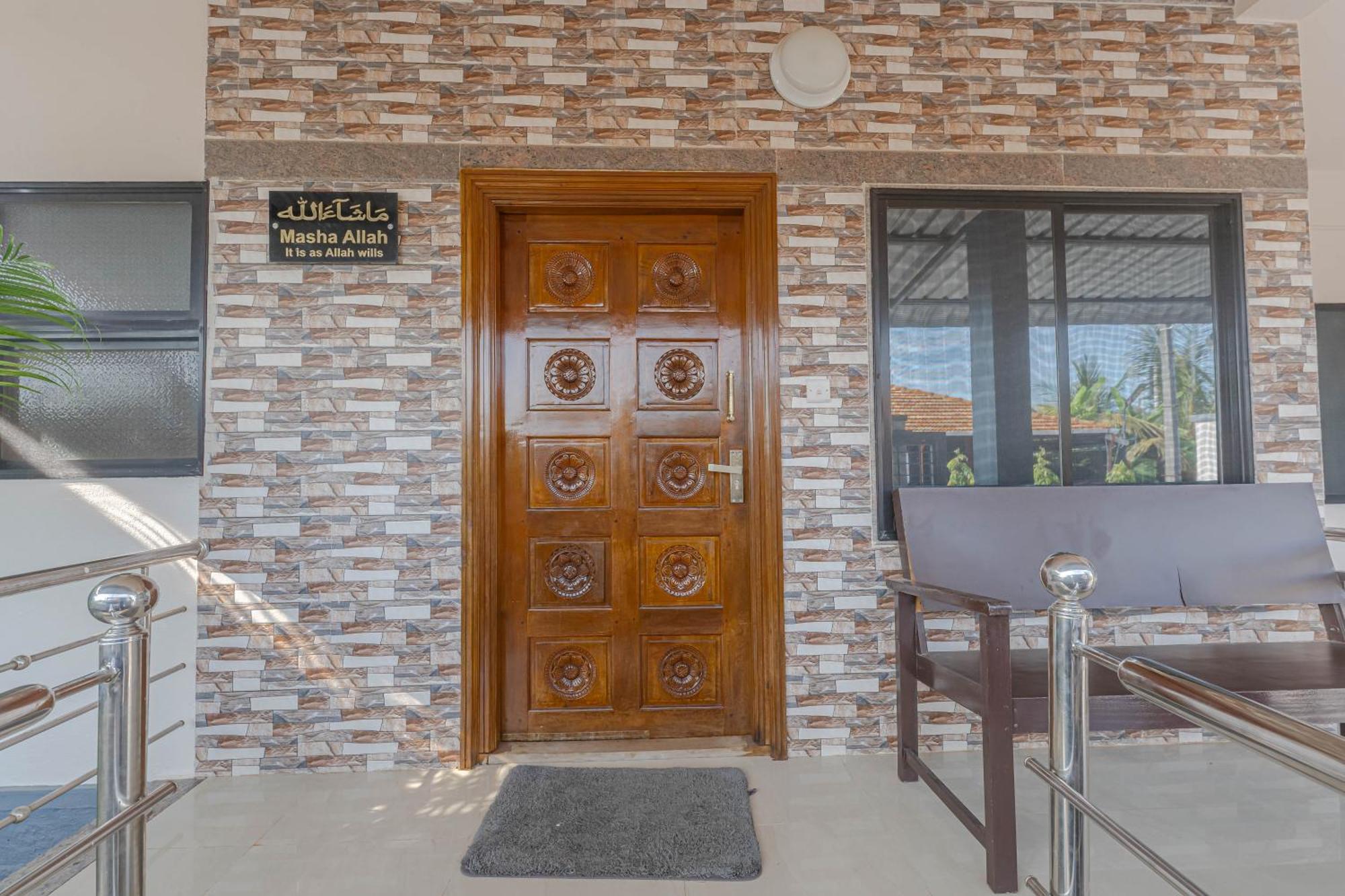 Udupi Homestay - Hill Top Villa Екстер'єр фото